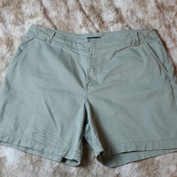 Dockers Women Sage Green Shorts - Picture 1 of 6